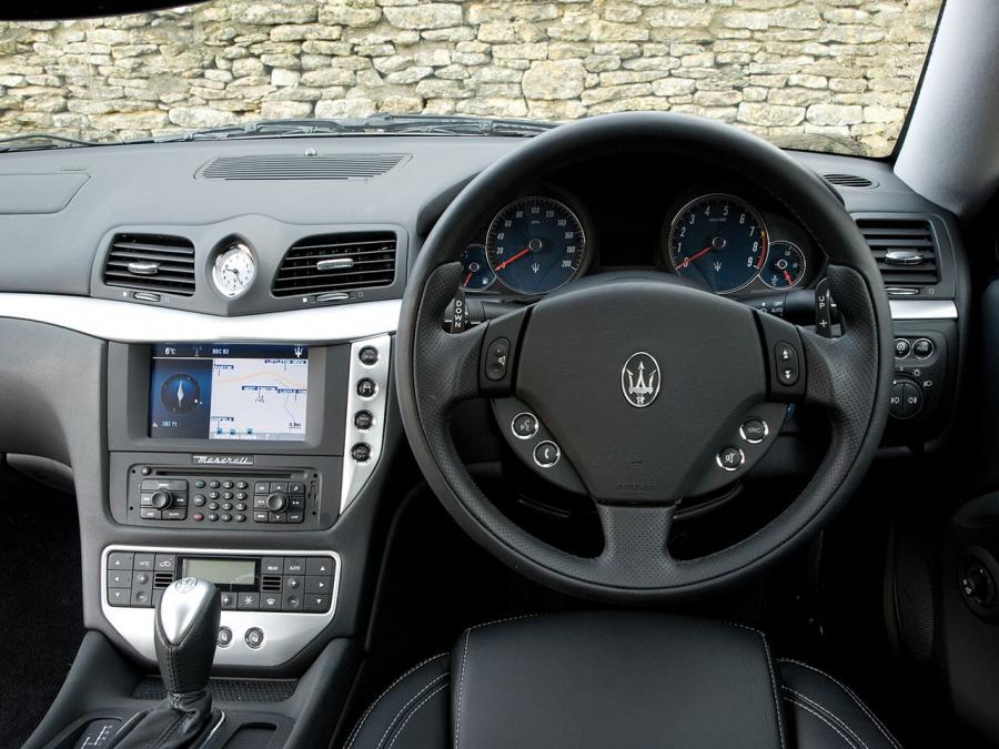  Maserati GranTurismo 2007 года  (UK) (фото 5 из 9)